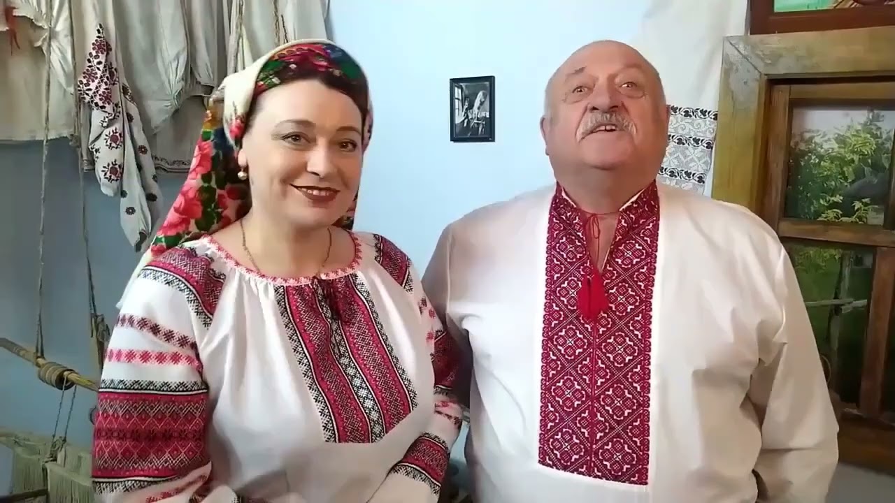 Городнянський міський будинок культури представляє веселе театралізоване дійство 