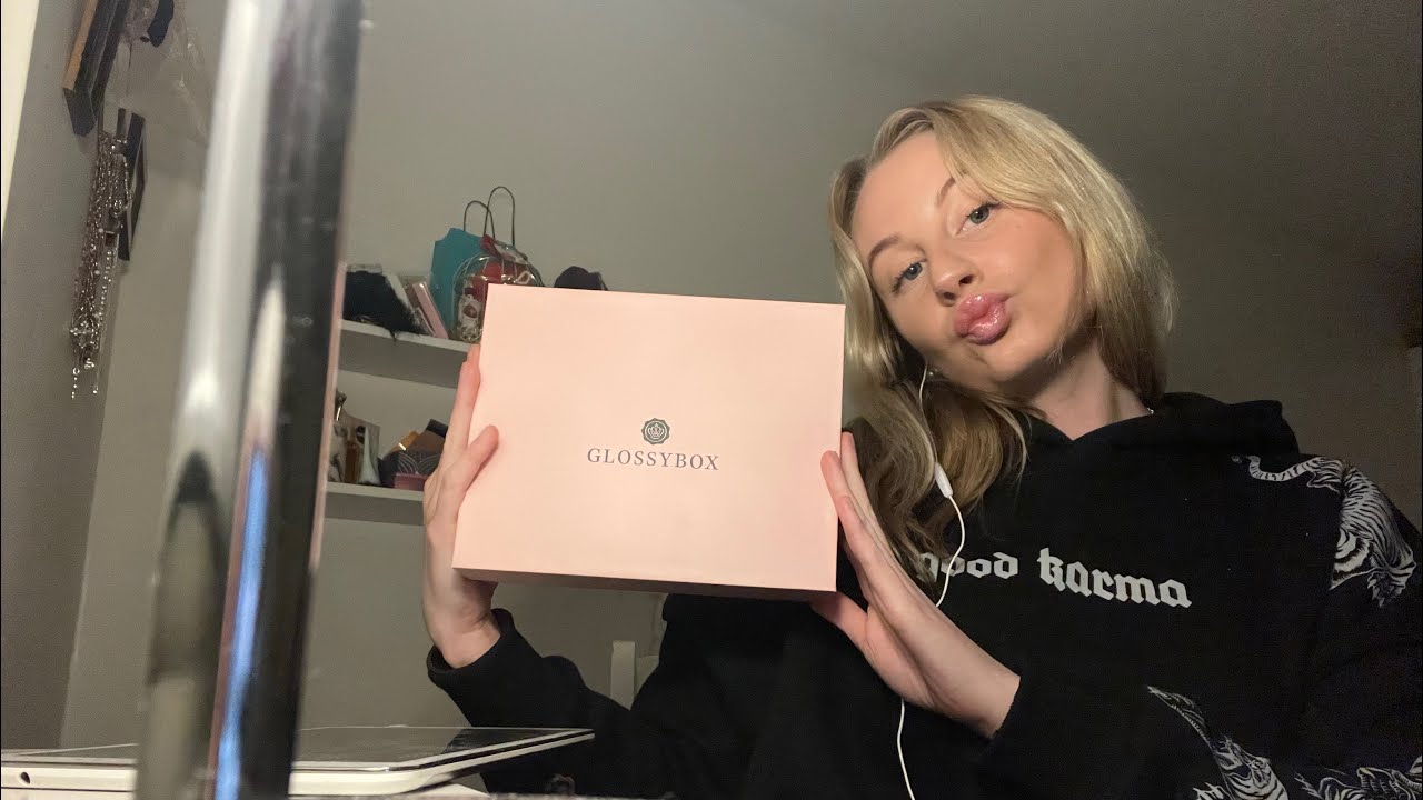 ♡glossybox unboxing♡ (In swedish) //asmr