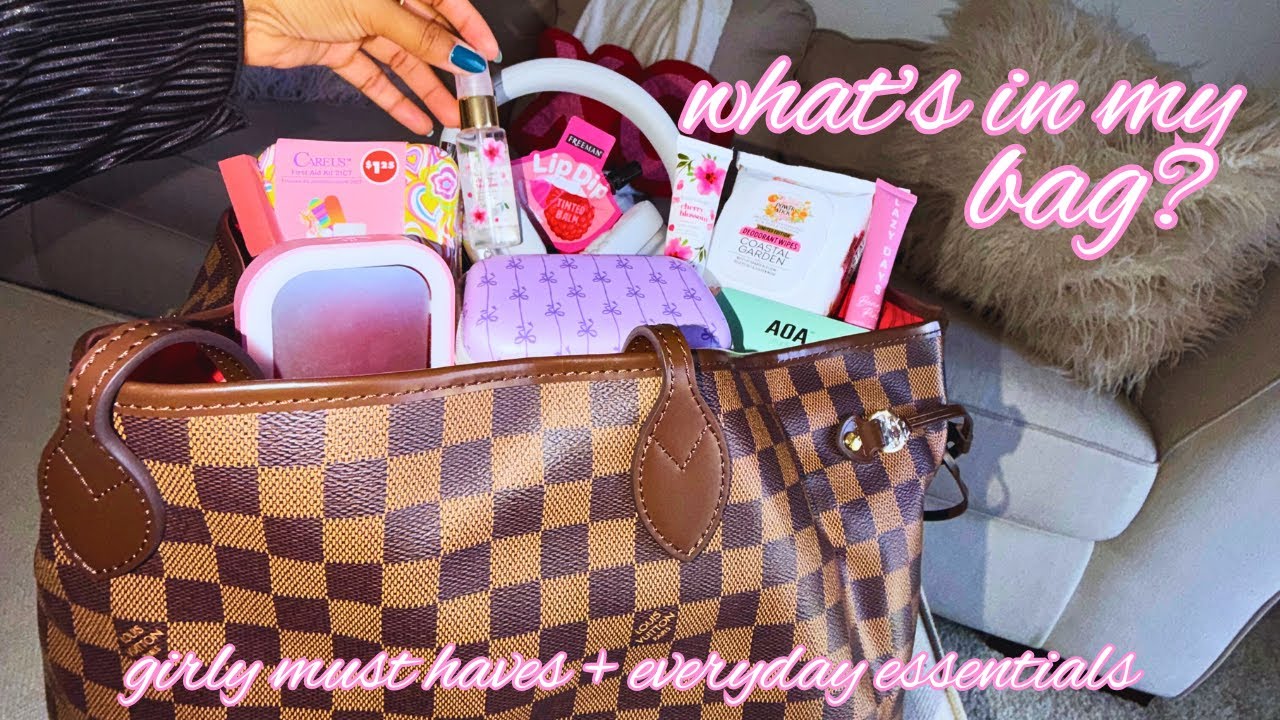 What's in my Bag? Simple for Winter Season. Everyday essentials | Charity x Style