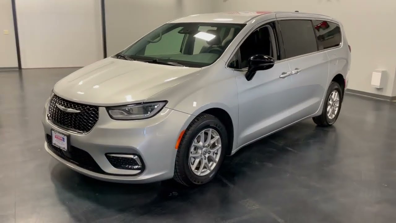 2024 Chrysler Pacifica Wheelchair Accessible Vehicle for Sale. Stock #RR173066