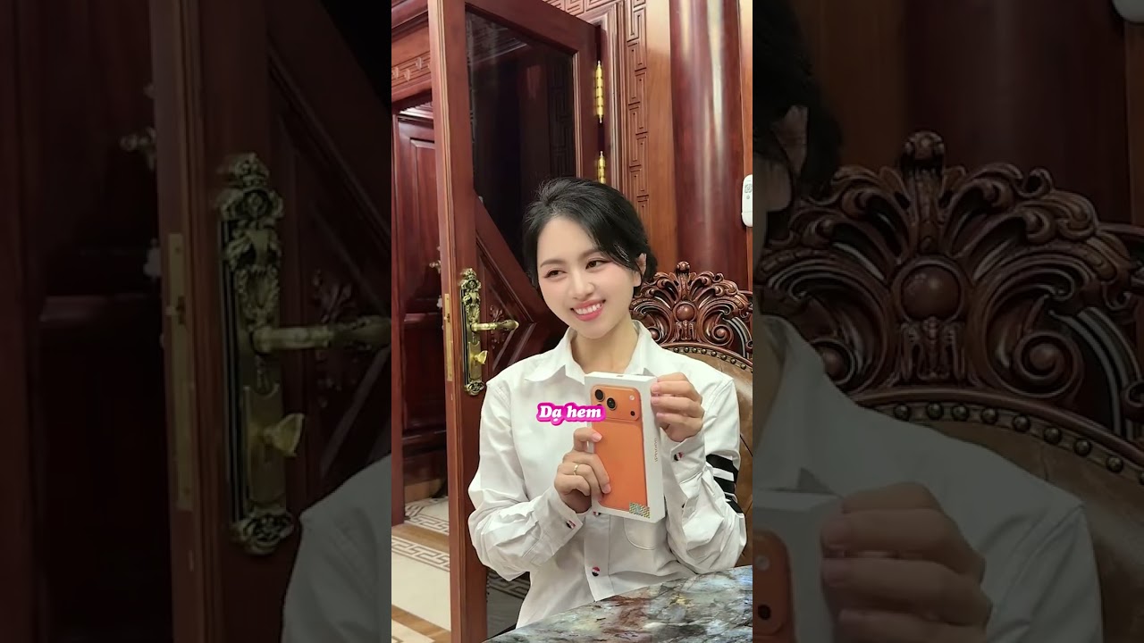 Duyên Báo Tặng Mẹ IPHONE 17