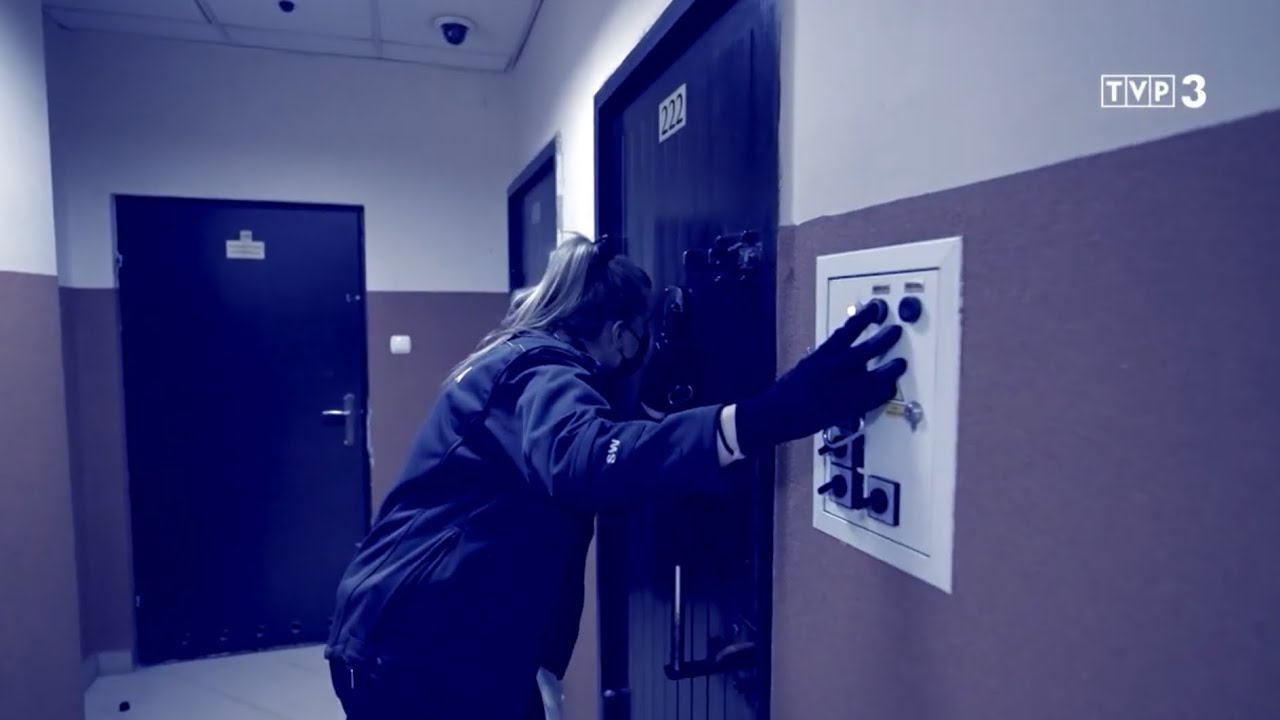 ZAMKNIĘTY ŚWIAT 20 [Oddziałowa w więzieniu dla kobiet]