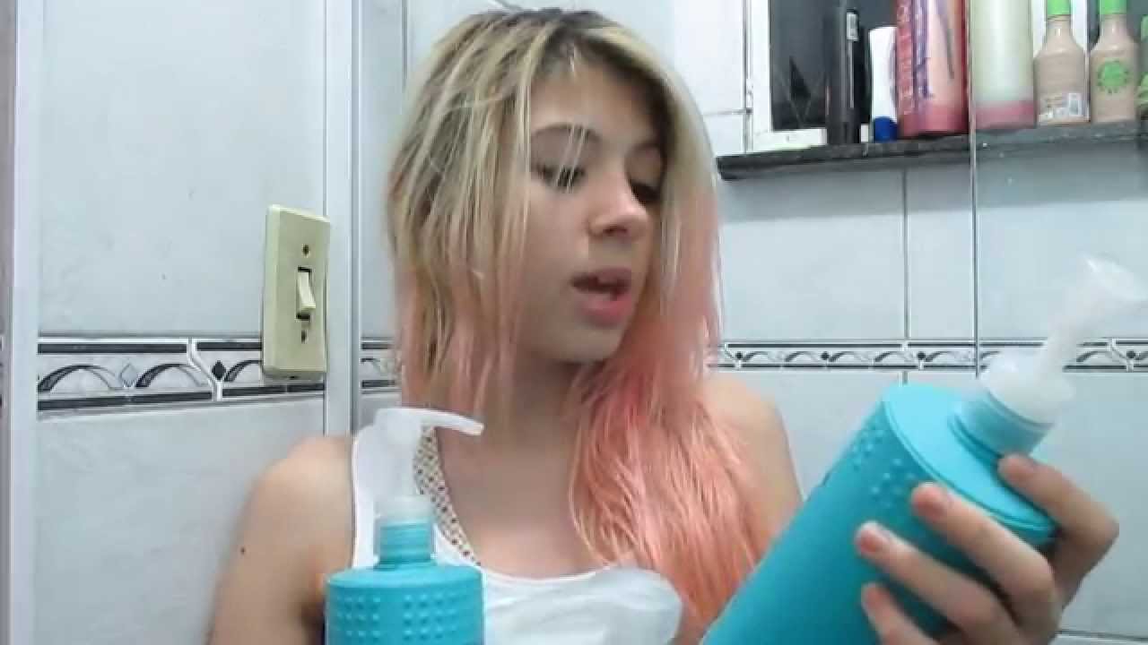 VEDA #28 - Como eu hidrato meu cabelo !! | Mah Costa