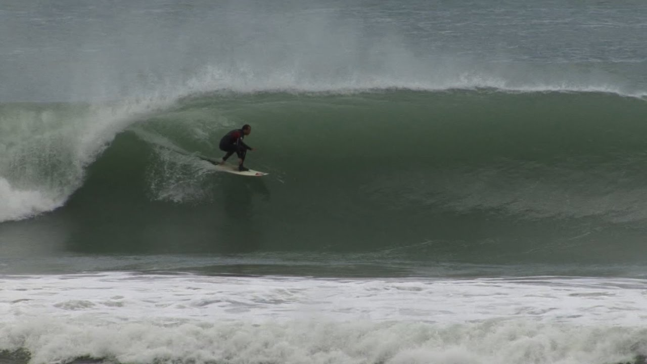 Surfing Wainui Gisborne