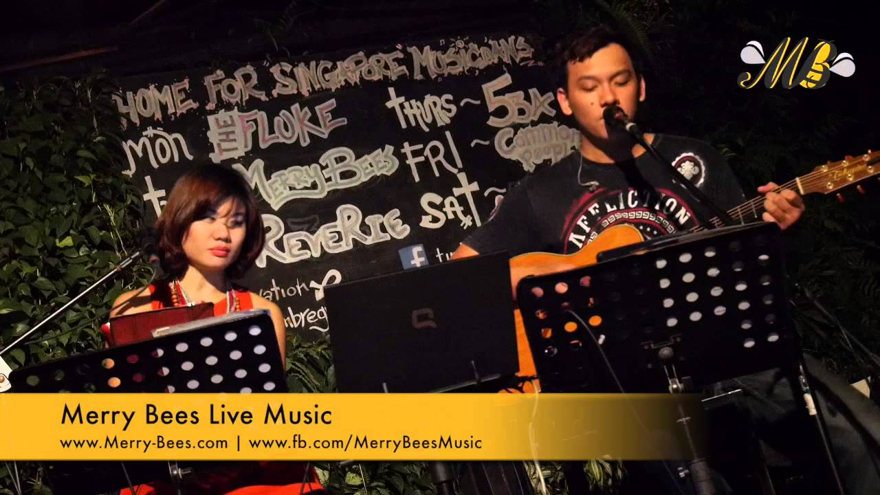 Merry Bees Live Music - Vivienne & John Lye performs My Way (Frank Sinatra)
