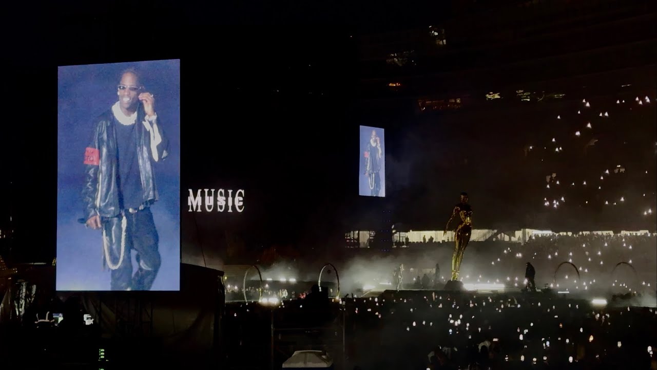 Playboi Carti brings out Travis Scott in Chicago!!!(The Weeknd Tour) May 31, 2025 - Chicago