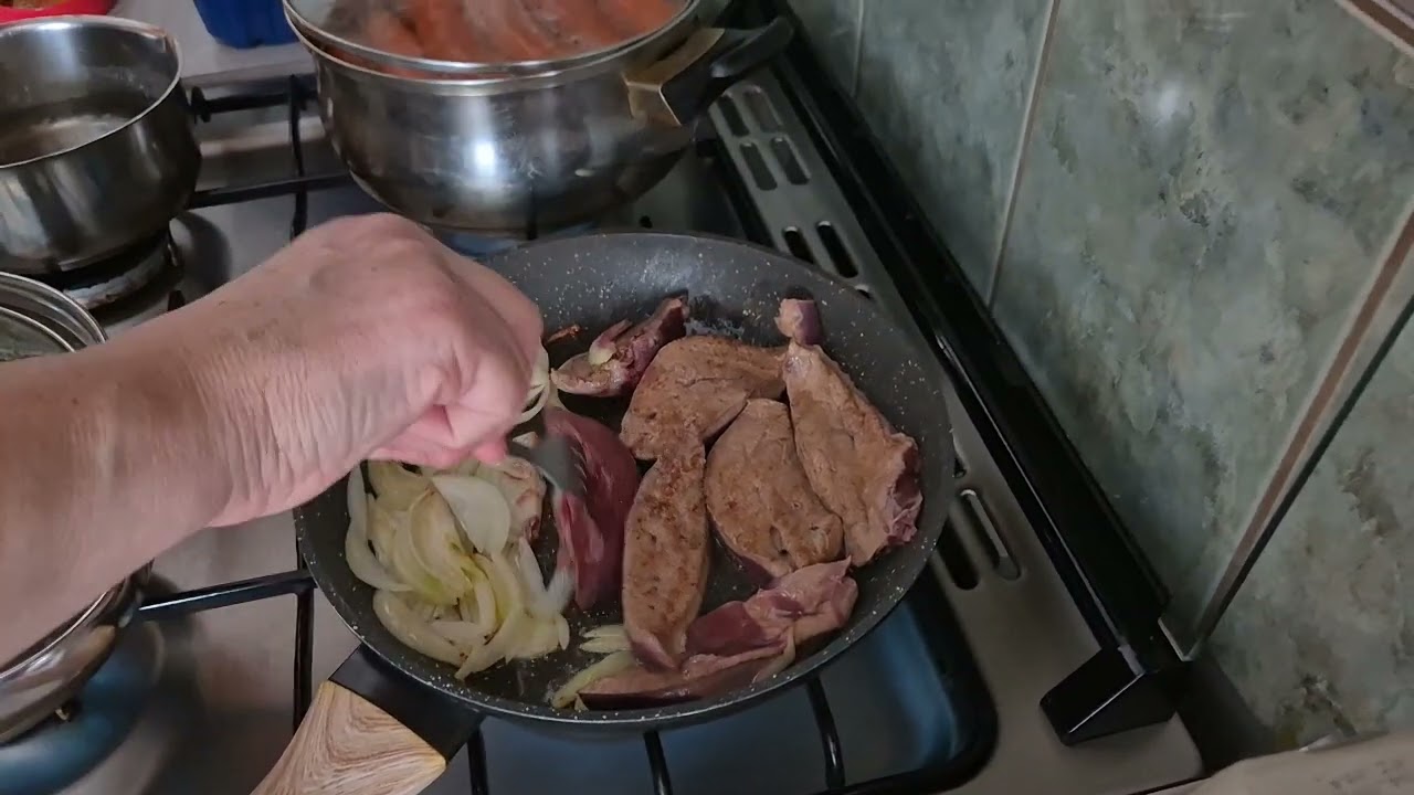 Culinaria- wątróbka z cebulką