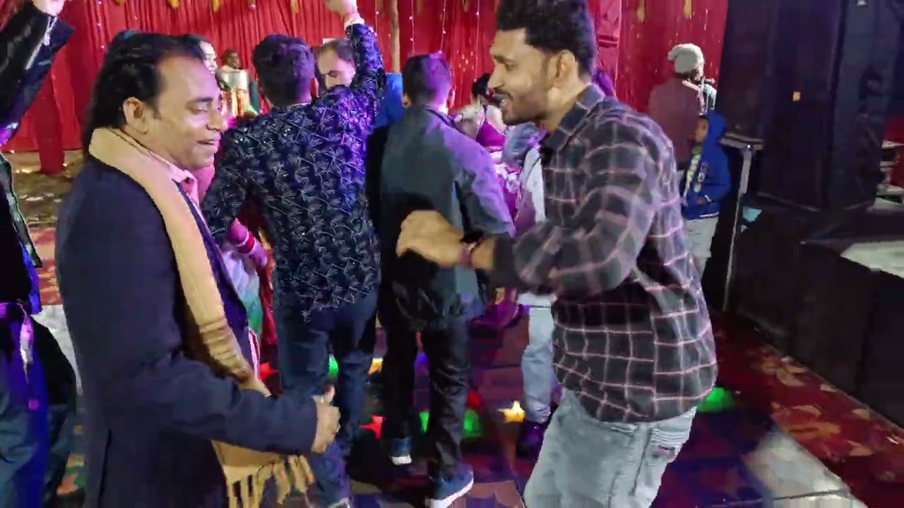 Jab Reception mein baja ye Iconic Gaana! 🥂 Do Ghoot Dance Performance