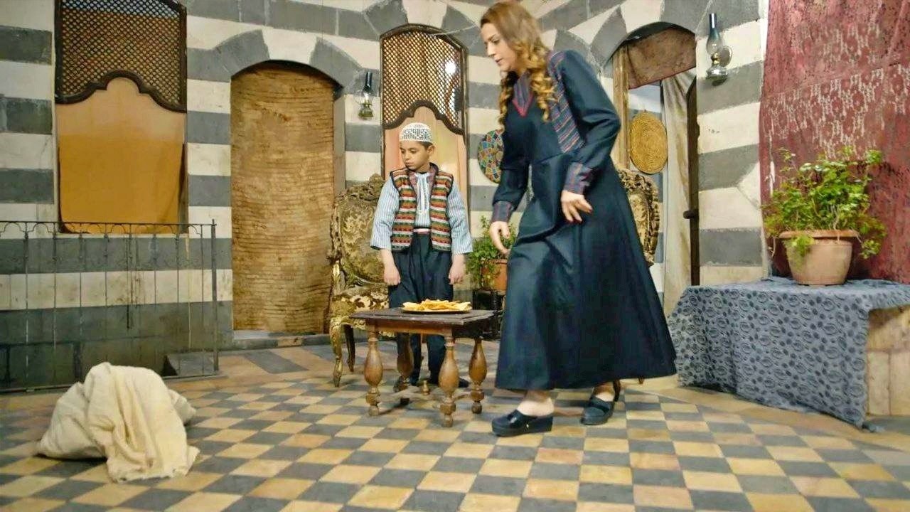 انقطعت من الاكل وقعدت تدعي ربها ف نزللها اكل ومصاري من السما - روايات مختارة