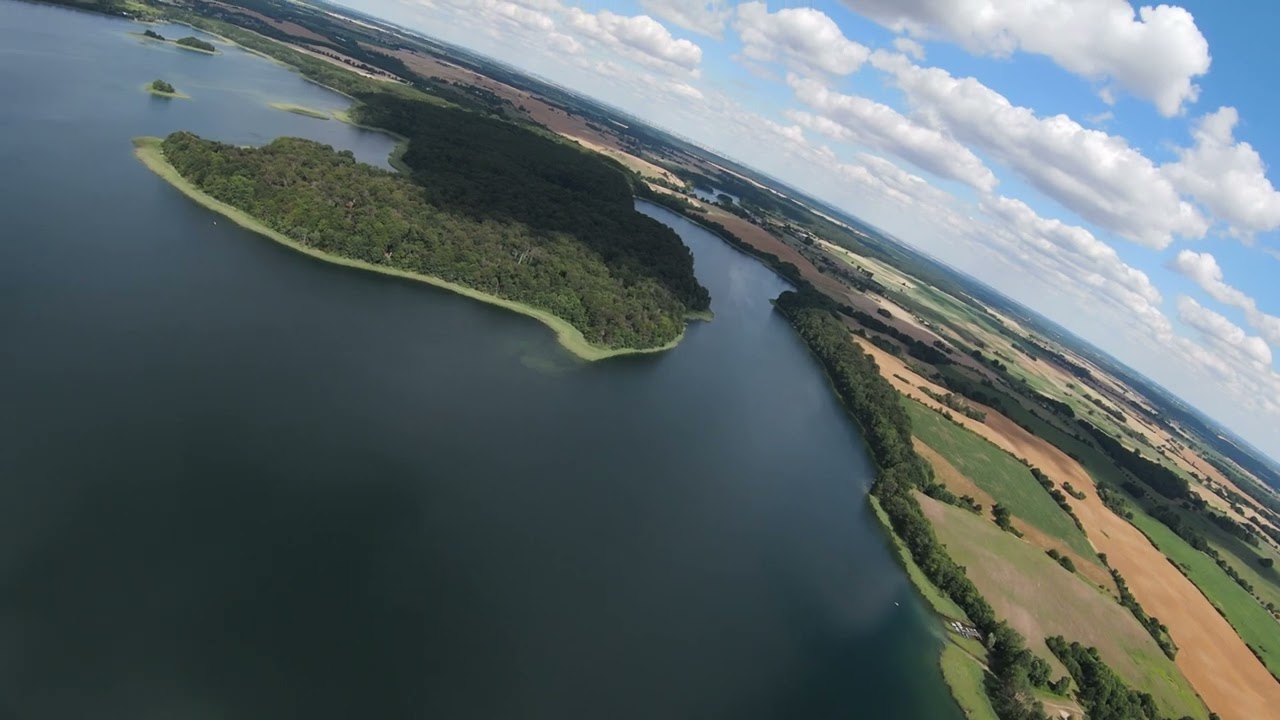 hochsommer   seenlandschaft