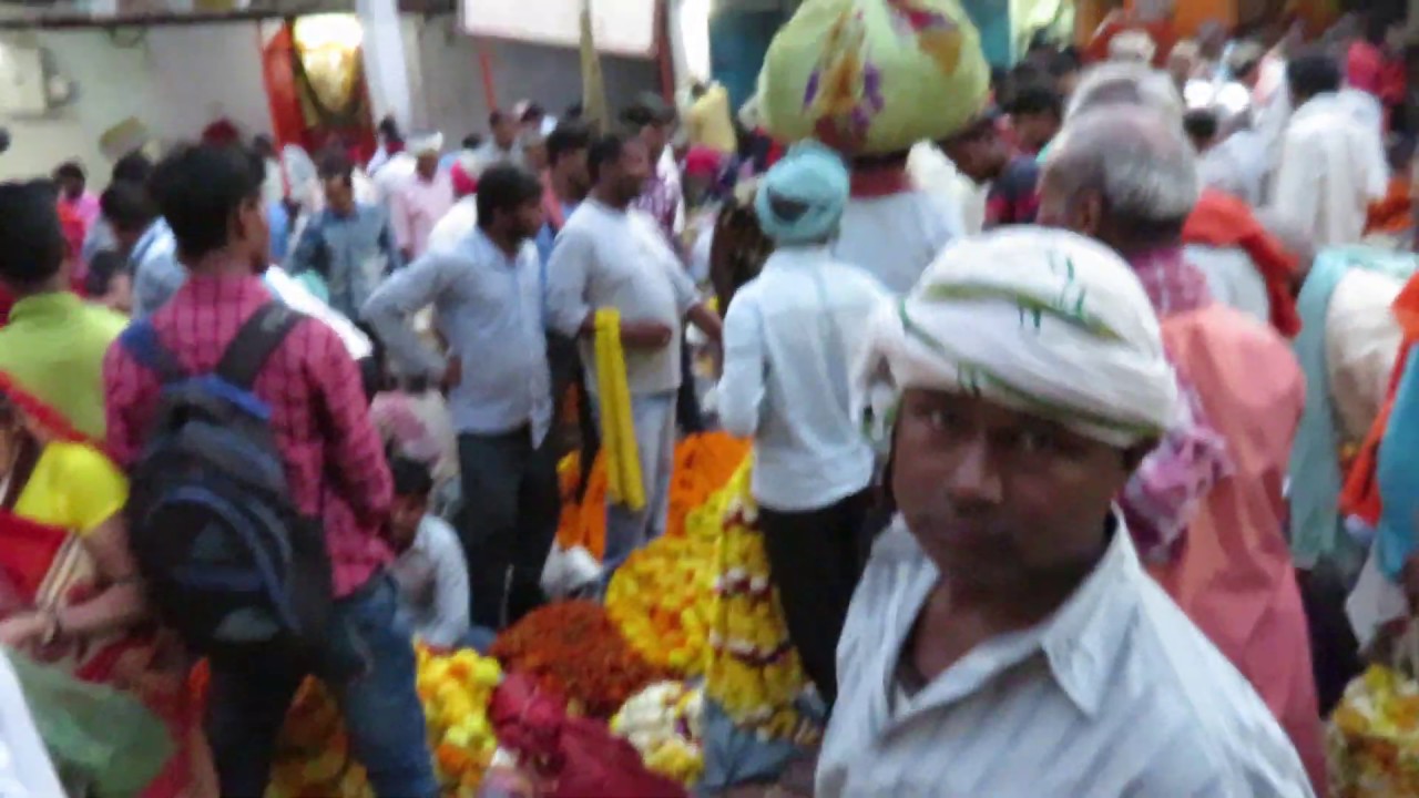 Flowers for Cremation Ceremonies in Varanasi, India