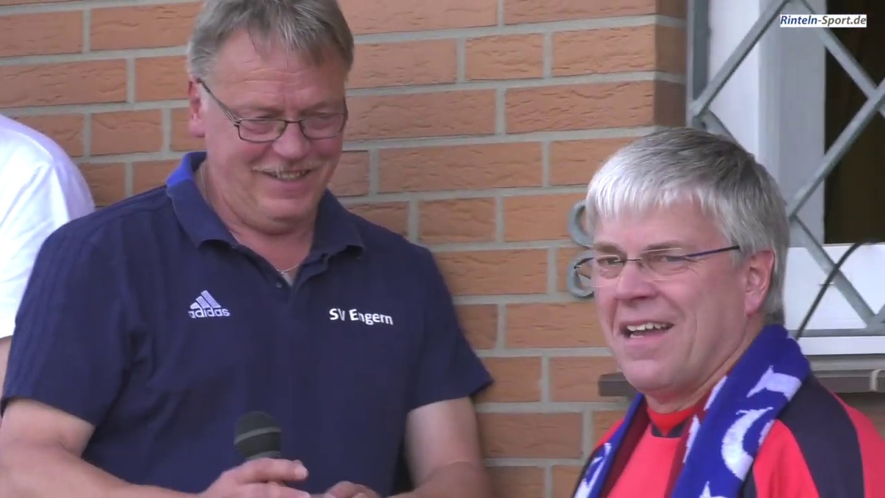 Verabschiedung von Trainer und Betreuer beim SV Engern