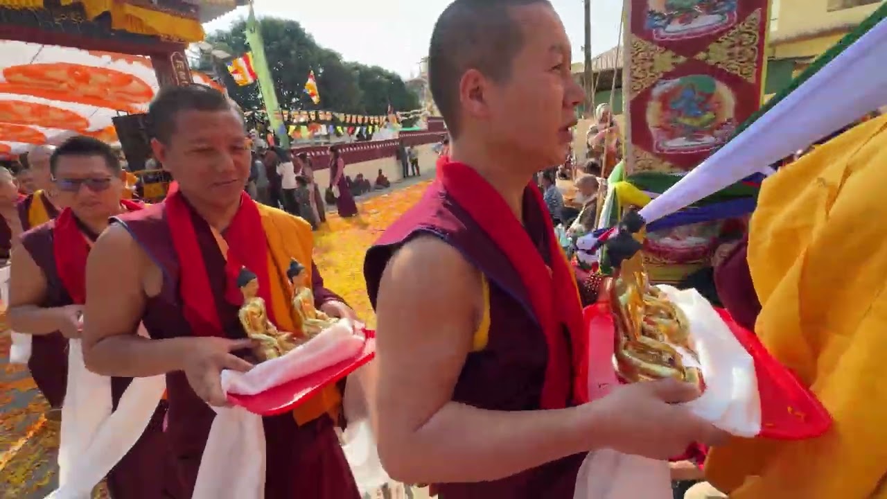 Prayer for the long life of H.H The Dalai Lama Lama 🙏