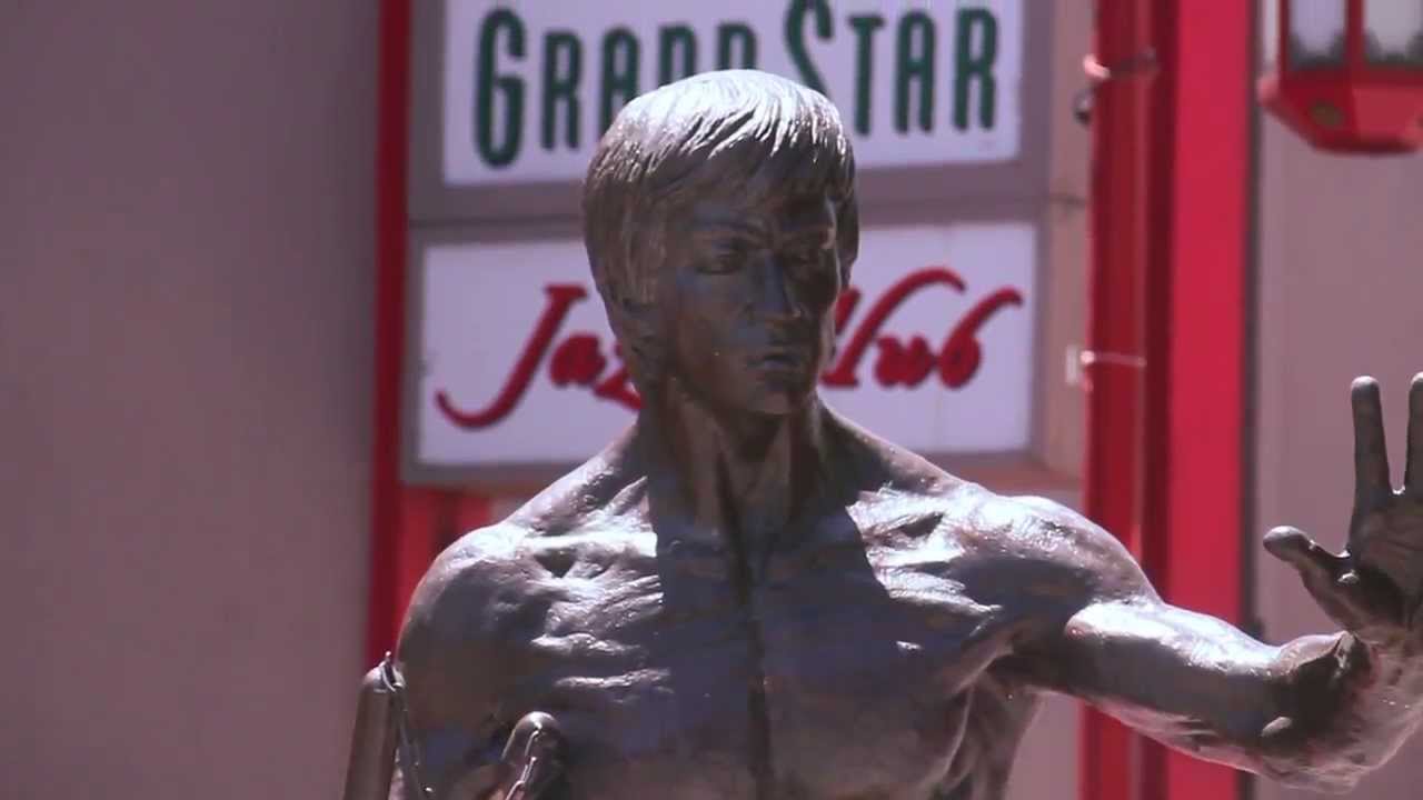 First Bruce Lee Statue in America!!!