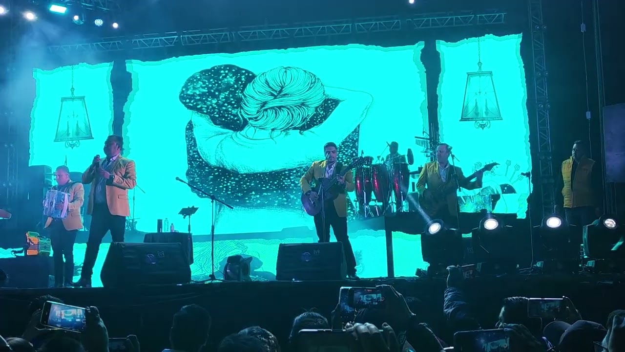 Presentación grupo Conjunto Primavera feria amealco 2024
