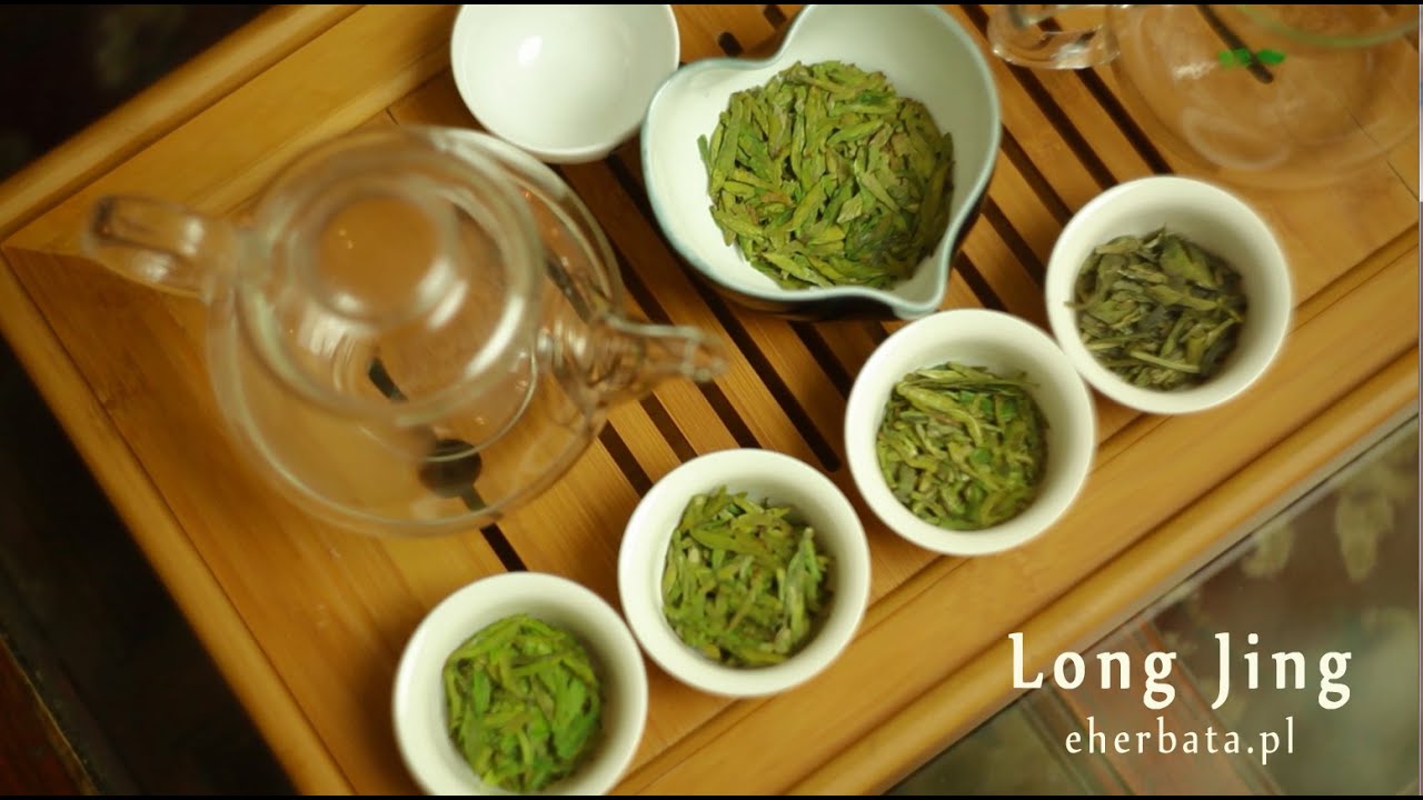 Zielona herbata Long Jing (Lung Ching). Właściwości, zaparzanie.