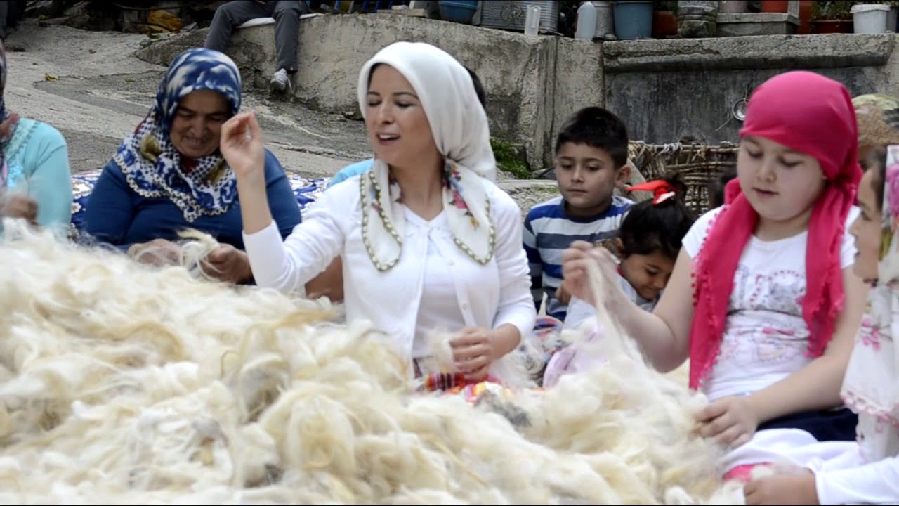 Kumru Bana Vatan Oldu