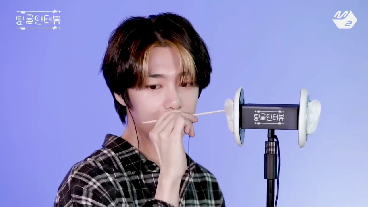 [MONSTA X Hyungwon ]ASMR Ear Massage&Ear Cleaning👂