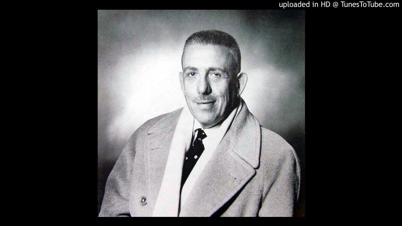Francis Poulenc - Suite Francaises - 2 Pavane