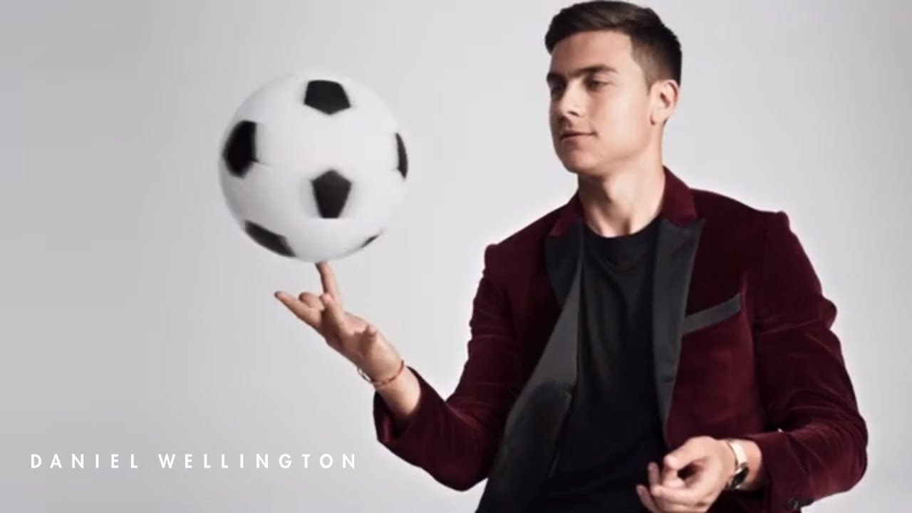 HAPPY HOLIDAYS WITH PAULO DYBALA - Daniel Wellington