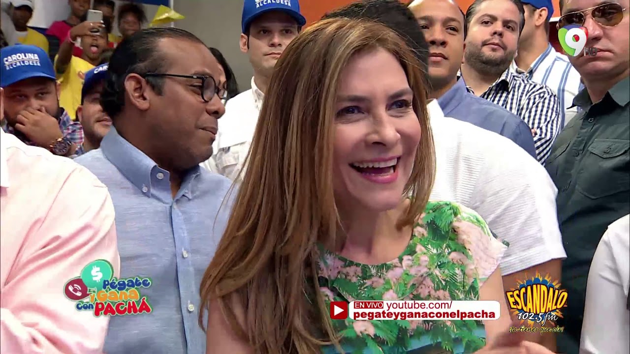 Silvio Mora le canta a Carolina Mejía en Pégate y Gana Con El Pachá