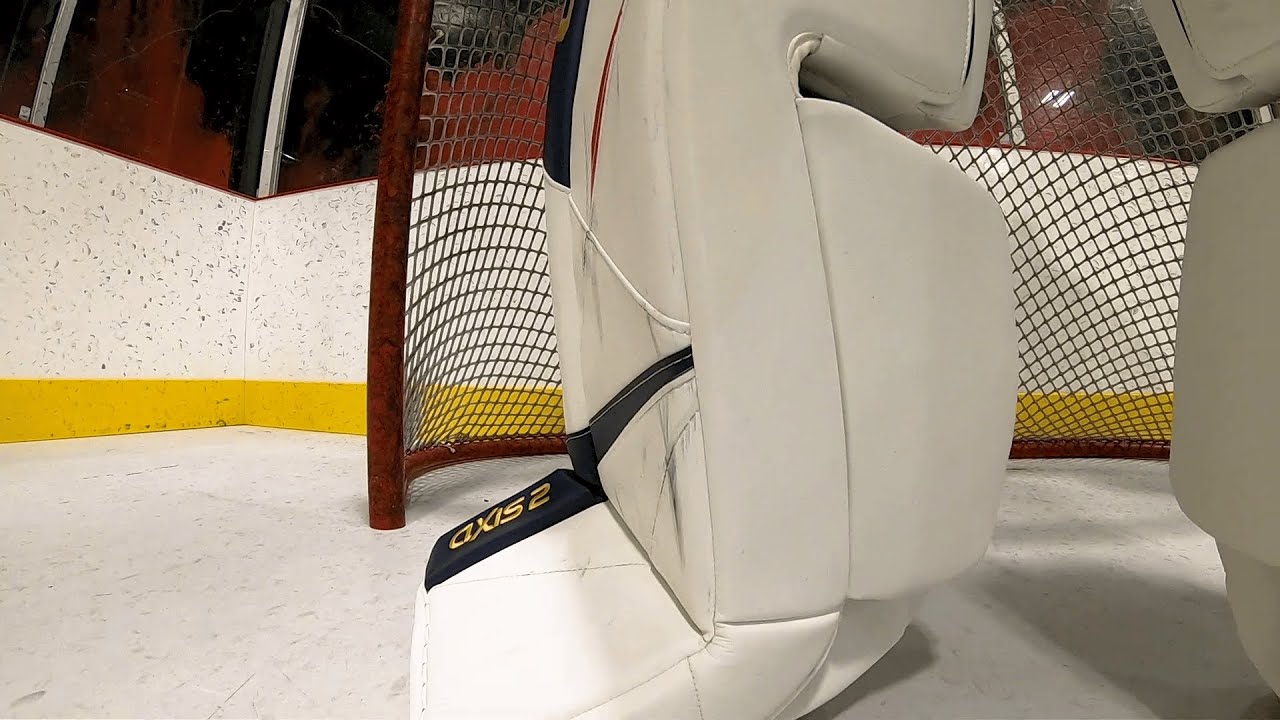 CCM Axis 2 Goalie Legs Pads: On-Ice Review