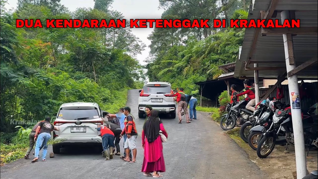 Detik-detik Dua Mobil Tak Kuat Menanjak di Krakalan! Crew krakalan Langsung Sigap @krakalanofficial 