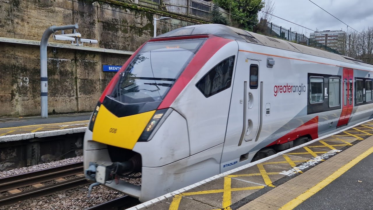 Trains at Brentwood 18/2/26
