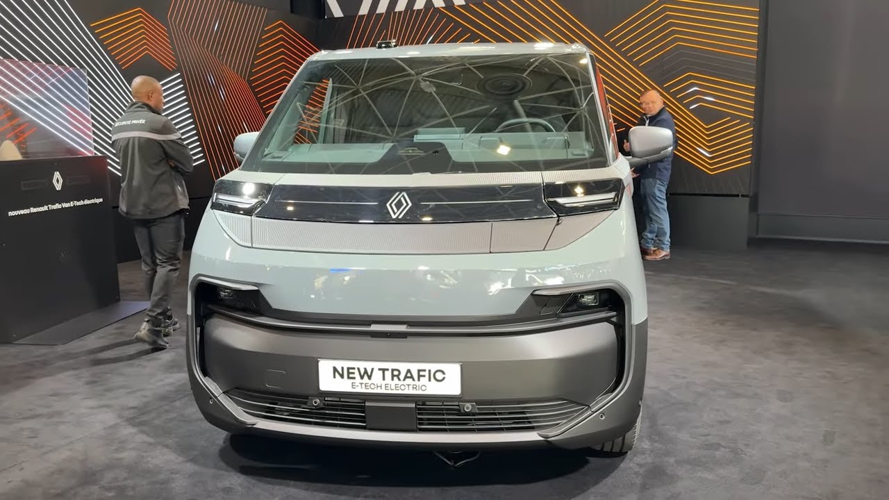 Renault Trafic E-Tech Electric (2026) World Premiere &ndash; Walkaround | Solutrans 2025 Lyon