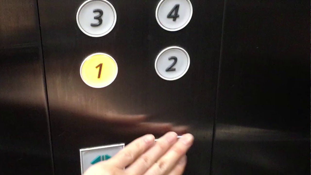 New Hitachi Elevator @ Koon/Kuun Hotel Bangkok - By : Golfphy GT