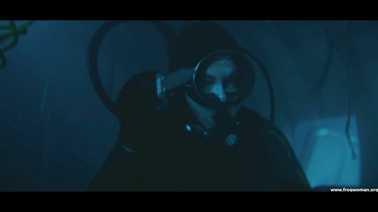 A deadly scuba fight inside a sunken airplane! [Hall of Fame]