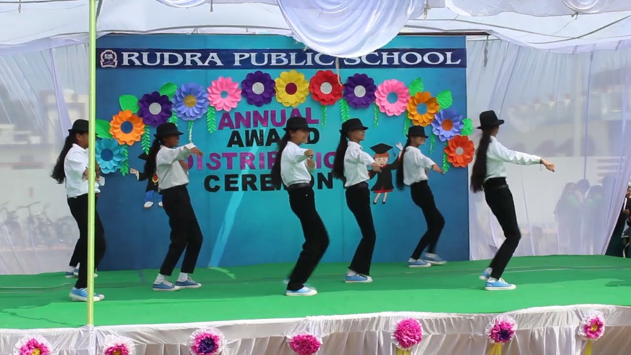 Dance  performance by Class 7 kids Rudra Public School #mjdance #bhulbhulaiya #awardceremony #award