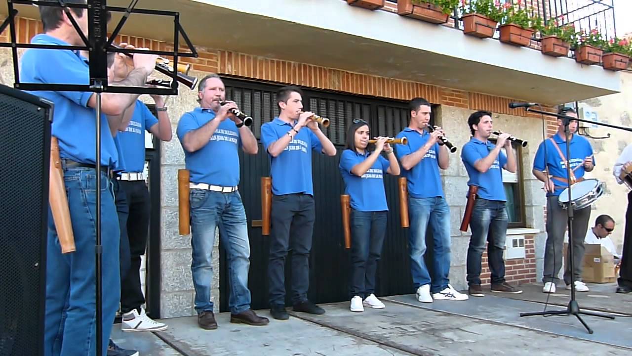 Dulzaina en Aldea del Rey Niño