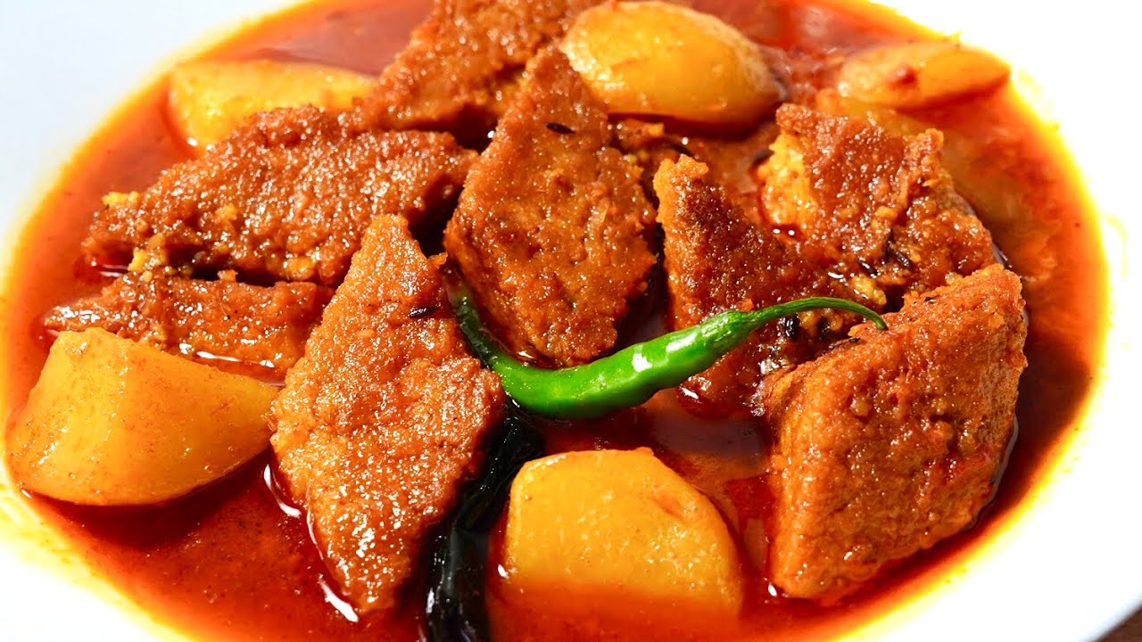 A UNIQUE WAY OF COOKING LENTILS | SUPER DELICIOUS Bengali Dhokar Dalna | Lentil Recipe