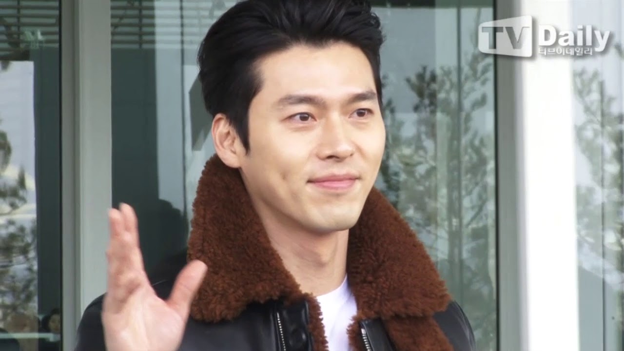 [TD영상] 현빈(Hyun bin) '무스탕으로 멋낸 공항패션'