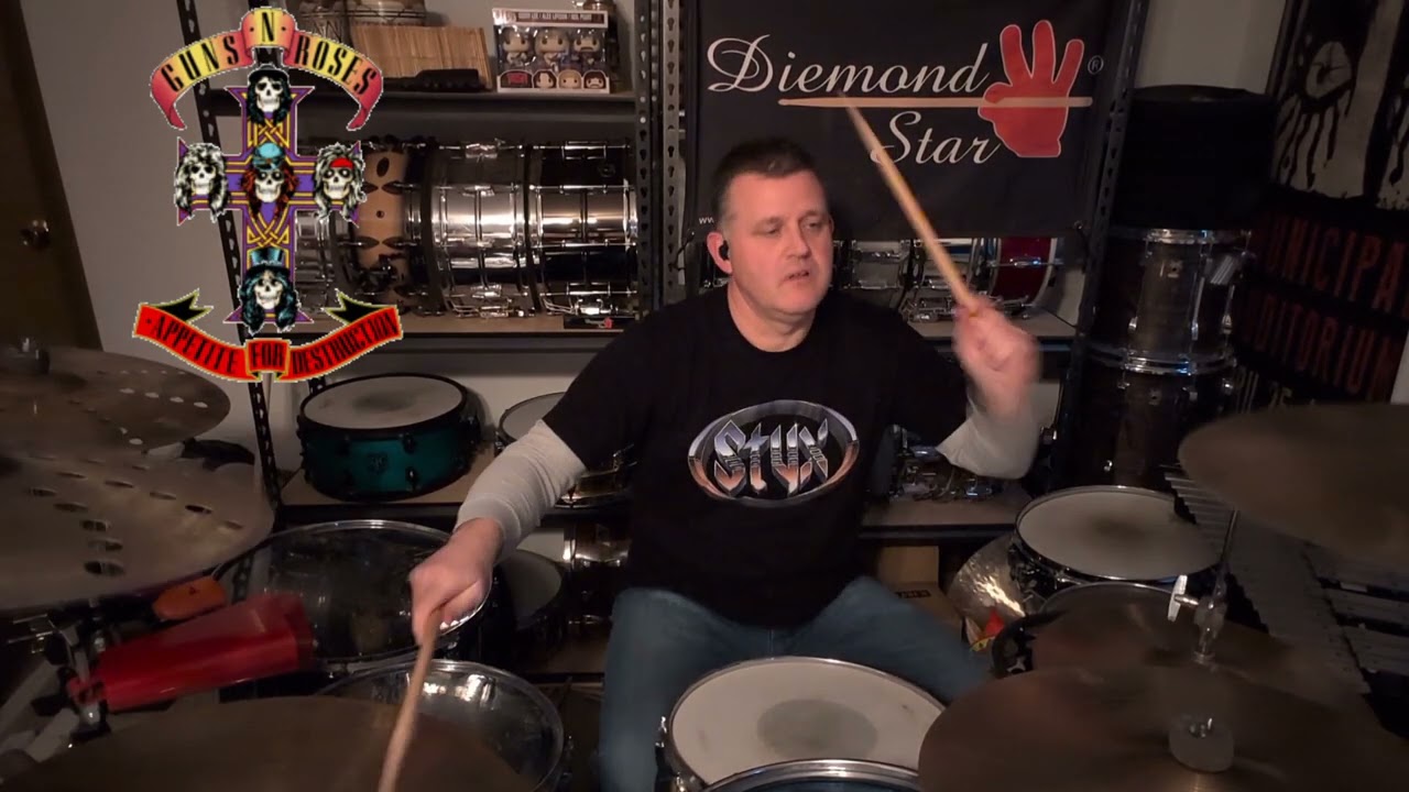 Sweet Child O Mine Guns and Roses #request #diemondstar #80s #genx #fyp Always fun to play GnR 