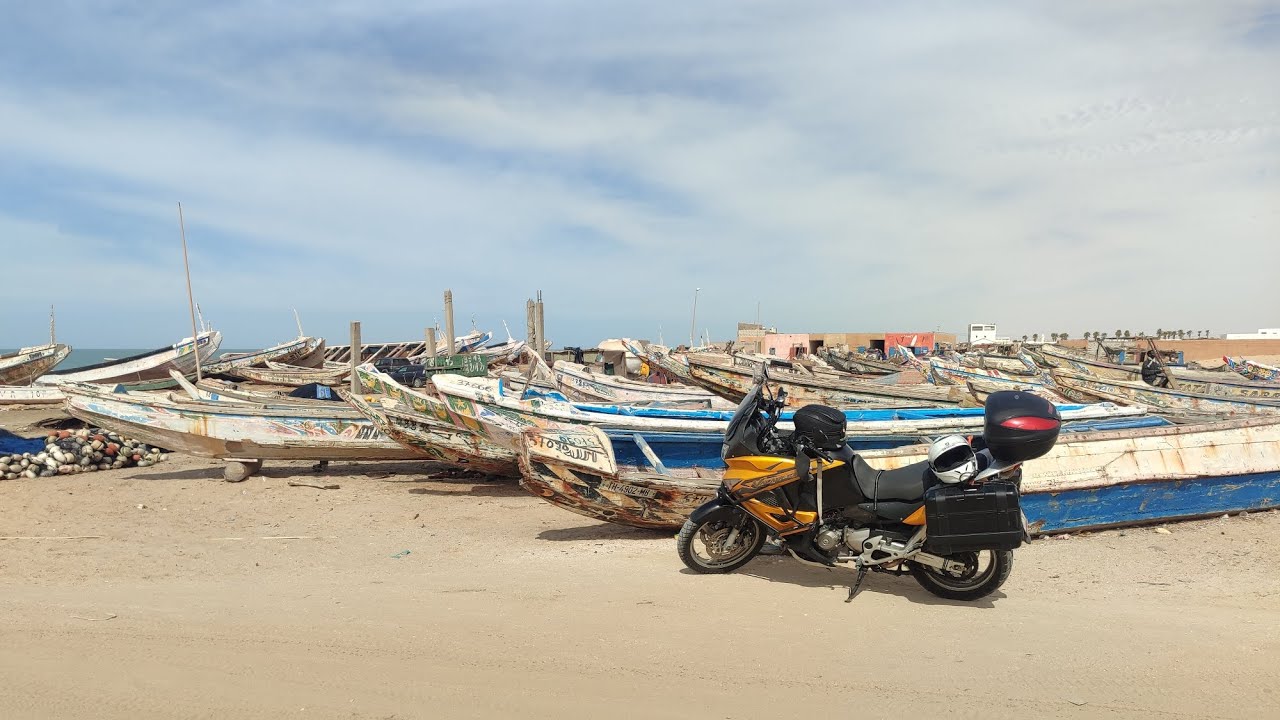 3. ESPAÑA-SENEGAL en moto. Rumbo a DAKAR cruzando el SAHARA en solitario. MAURITANIA