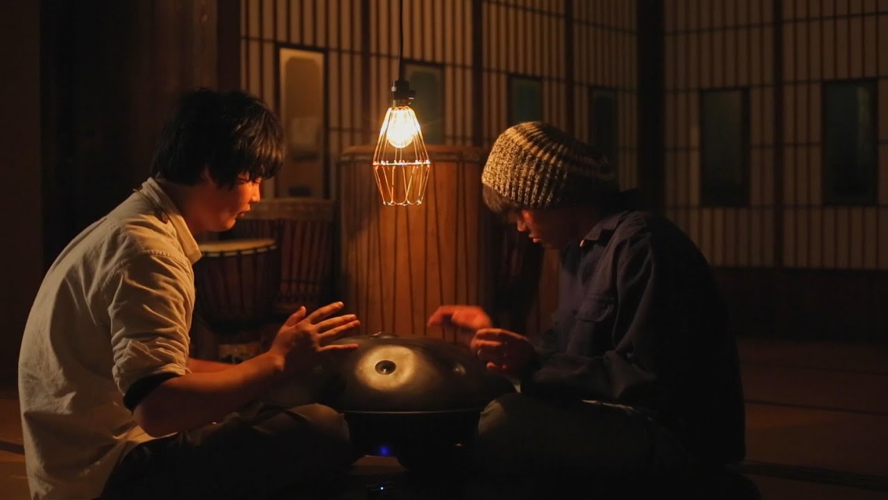 Ryohei Kubota &times; Fumihiro Sennin Sato play Hand pan