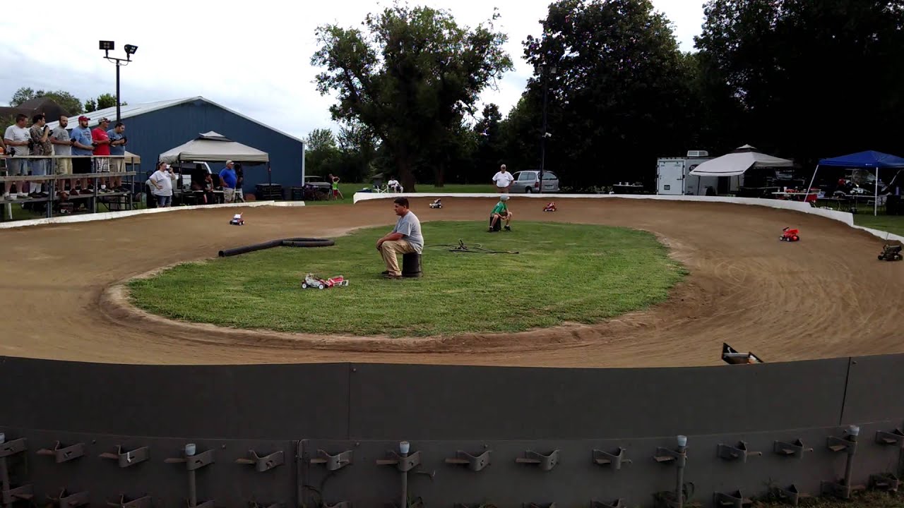 Willard RC Speedway - Open Sprint Cars 6-21-15