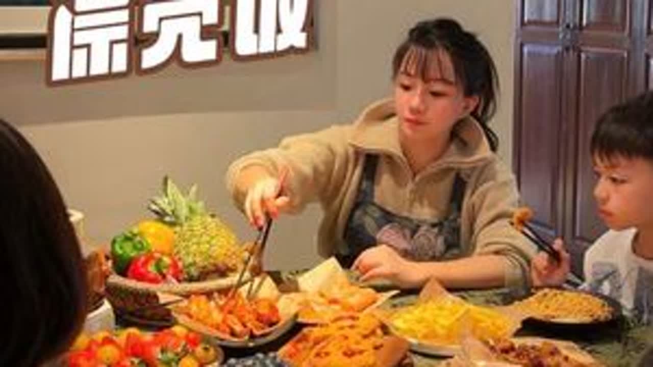 兄弟姊妹们今日份漂亮饭做的可真是太撇脱了 哈哈哈#漂亮饭 #油炸 #日常vlog #美食 #夫妻