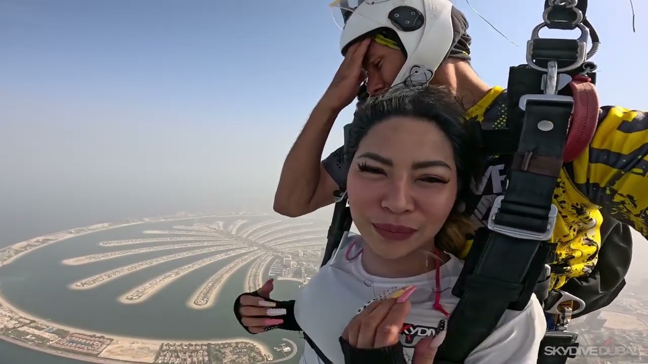 Skydiving in Dubai 