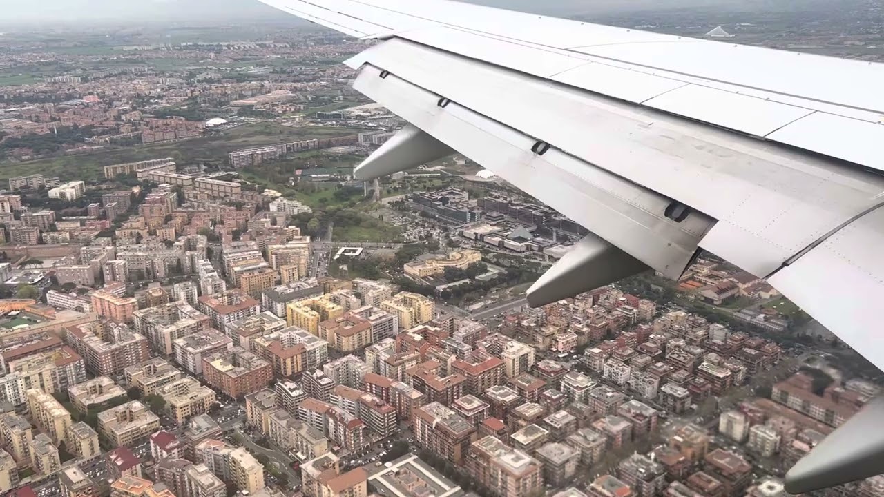 Ryanair FR3002 landing in  Ciampino Rome  from London Stansted 6th April 2022