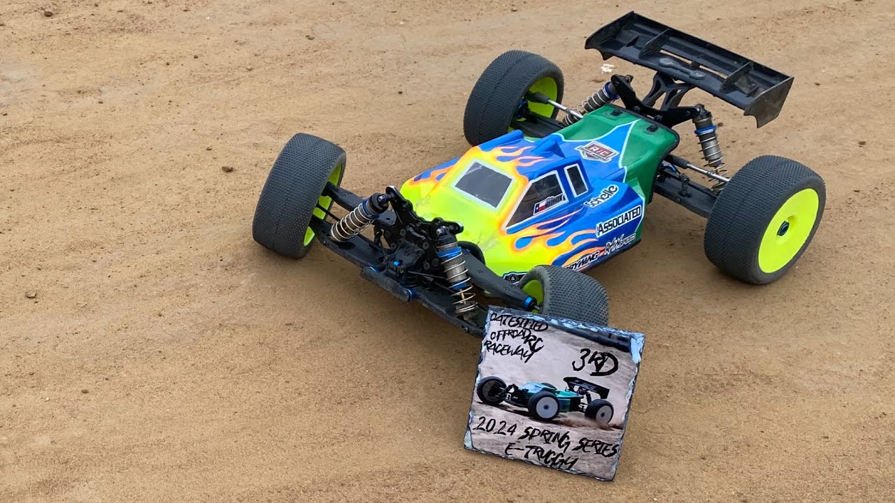 E-Truggy A1 RC8T4E - Oates Series 5 Final Race