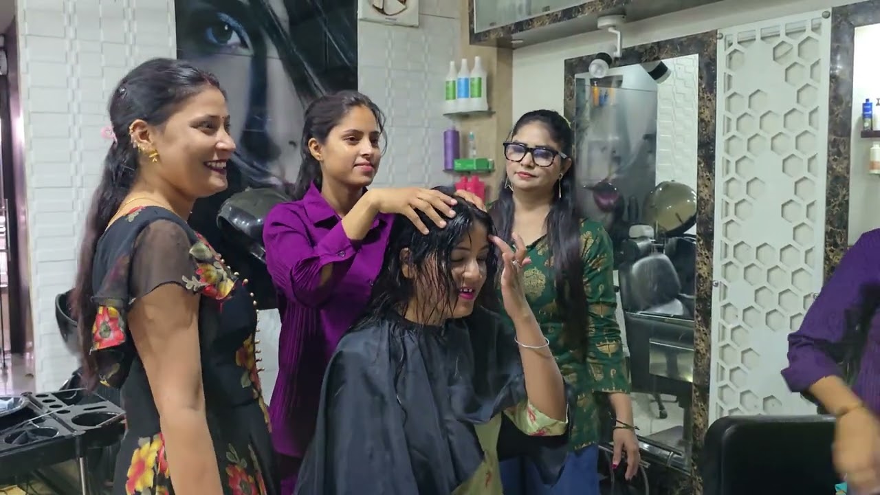 Join our Practical Hair Spa Class and kickstart your journey to becoming a beauty expert. 🧖‍♀️🌟