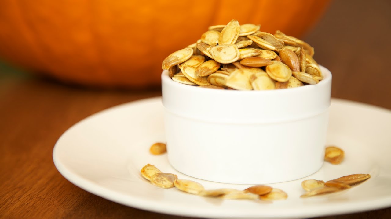 HOW TO ROAST PUMPKIN SEEDS - RECIPE