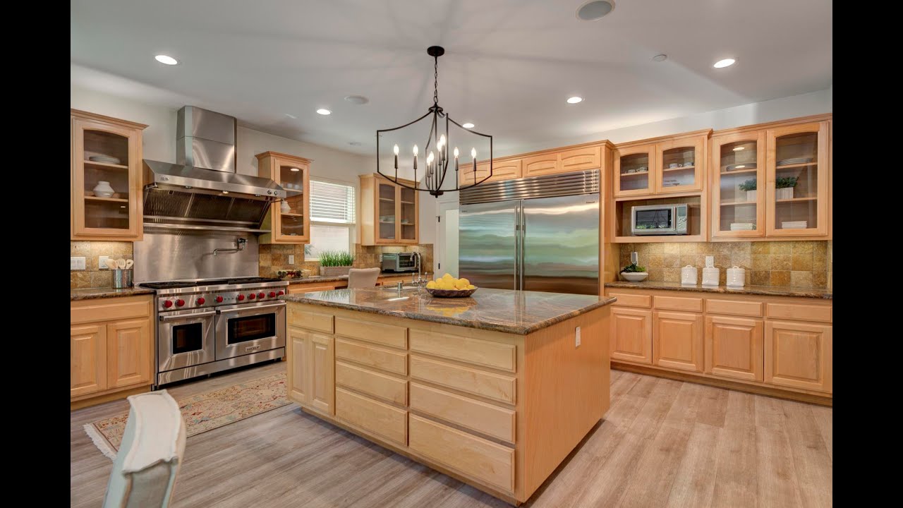 Single-Family Home: Now for Sale in Redondo Beach