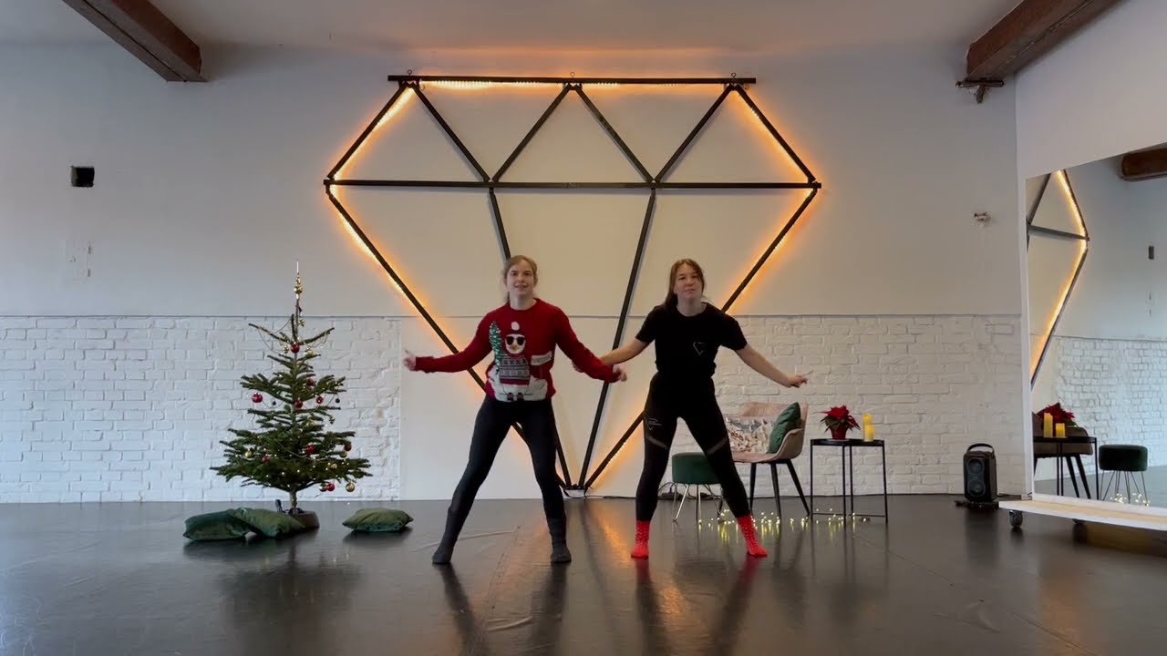 Mondis Weihnachtstanz 2022