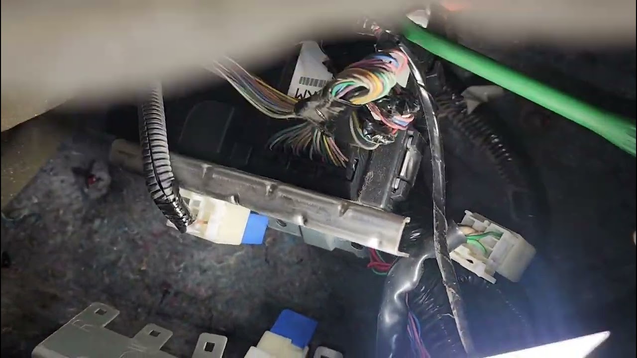 Versa 2017 ( no start ) no da marcha , no trabaja el sistema de encendido de llave de presencia
