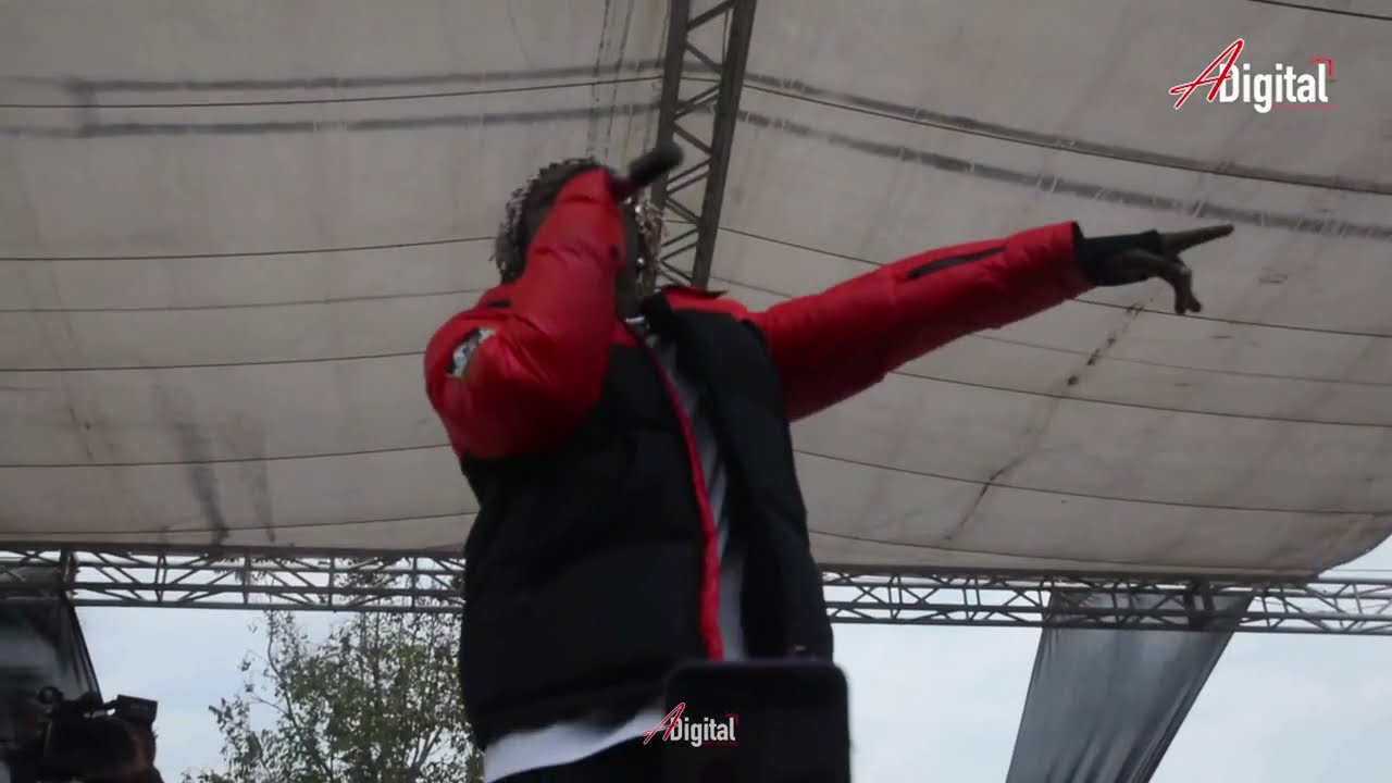RAYVANNY KIBOKO KWA FREESTYLE | WATIMUA VUMBI| ALIVYOWAIMBISHA MASHABIKI JUKWAANI