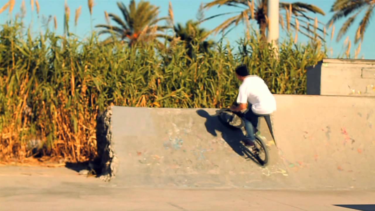 AveBmx visiting Barcelona